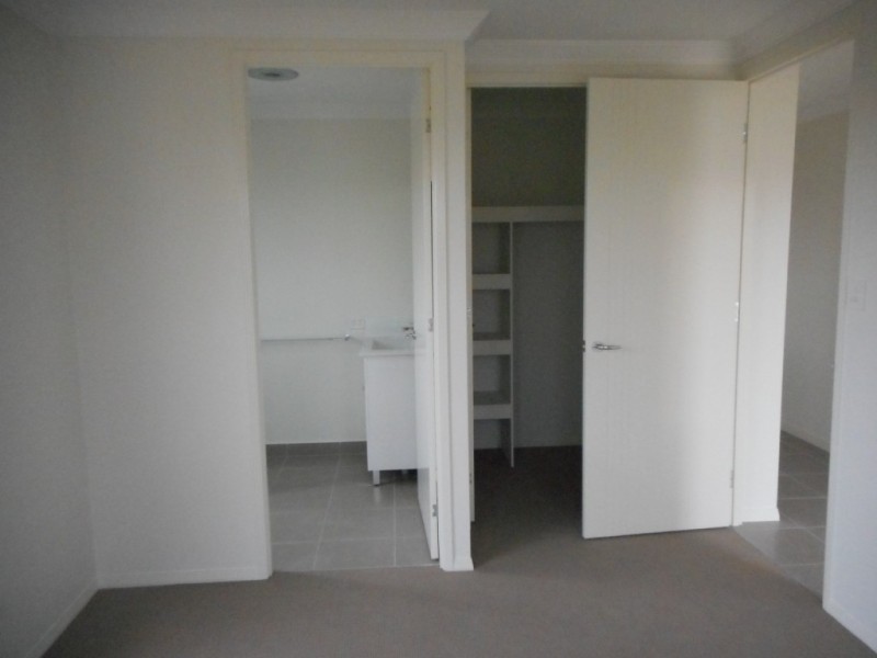 24 Ribaldo Circuit, Burdell QLD 4818