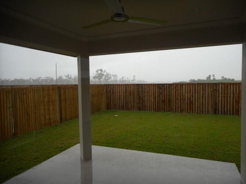 24 Ribaldo Circuit, Burdell QLD 4818