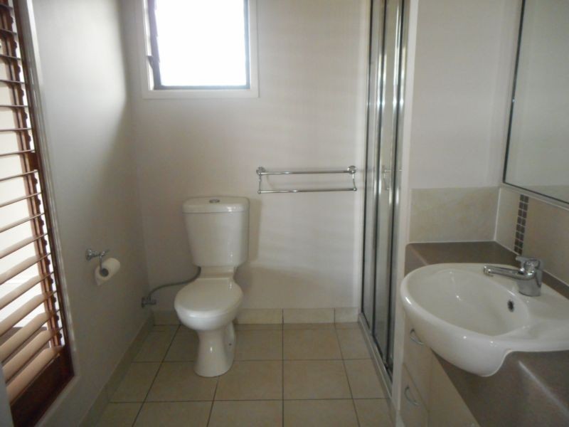 1 Fontwell Court, Mount Low QLD 4818