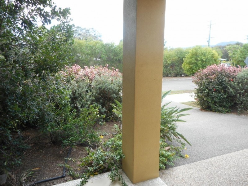 32 Dunlop Street, Kelso QLD 4815