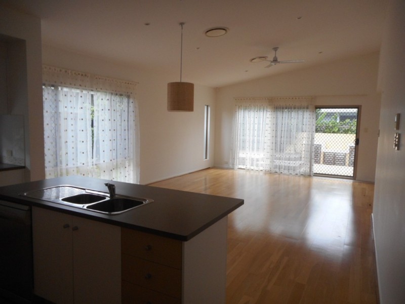 32 Dunlop Street, Kelso QLD 4815