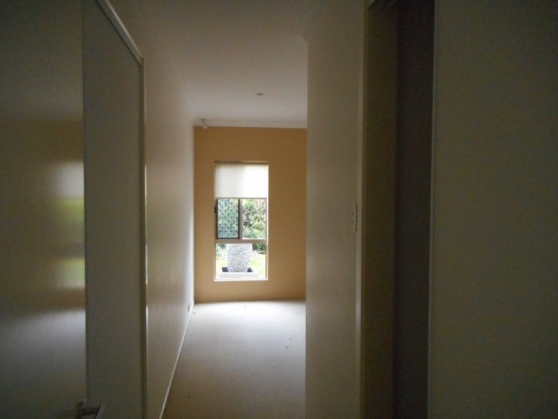 32 Dunlop Street, Kelso QLD 4815