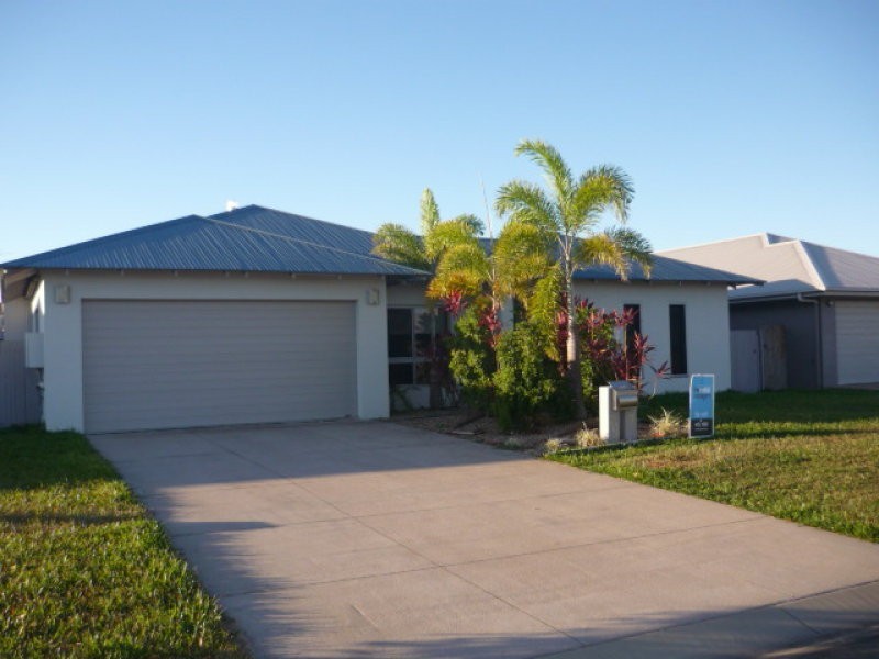 23 Waterfront Parade, Idalia QLD 4811