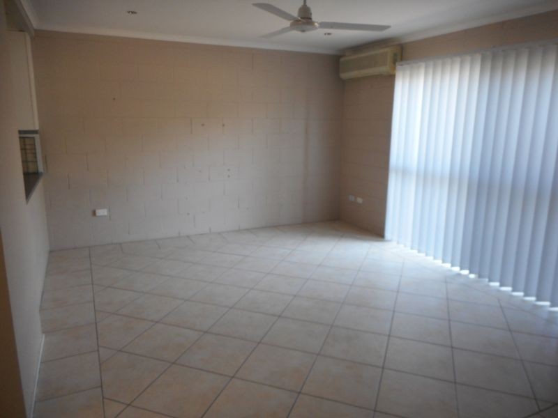 8/21-23 Landsborough Street, North Ward QLD 4810