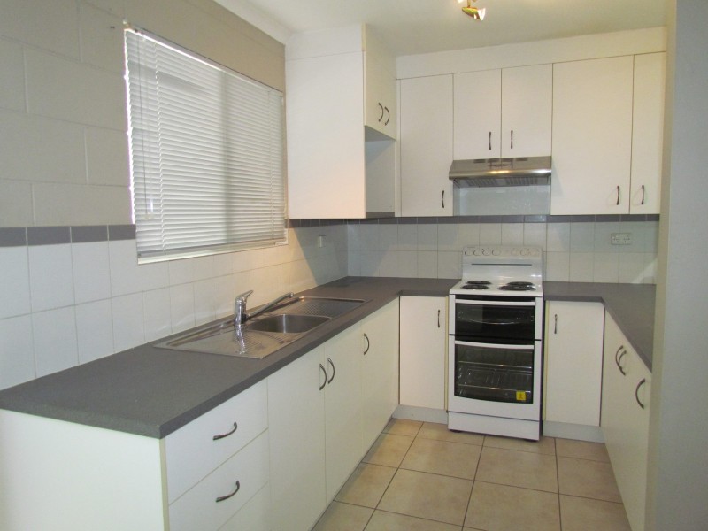 8/21-23 Landsborough Street, North Ward QLD 4810