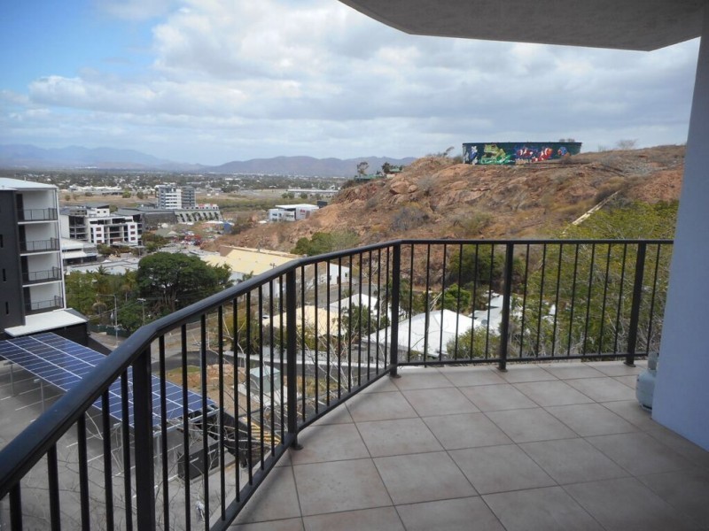 5/209 Wills Street, Townsville City QLD 4810