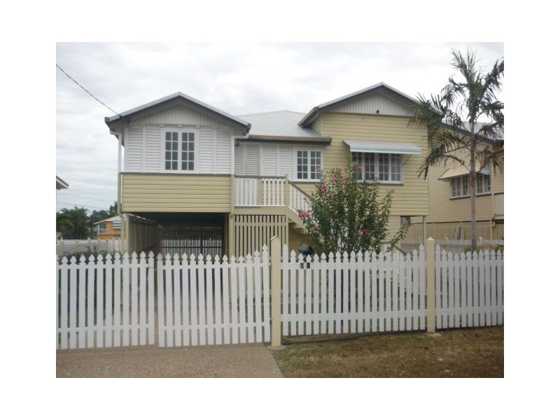 13 Park Lane, Hyde Park QLD 4812