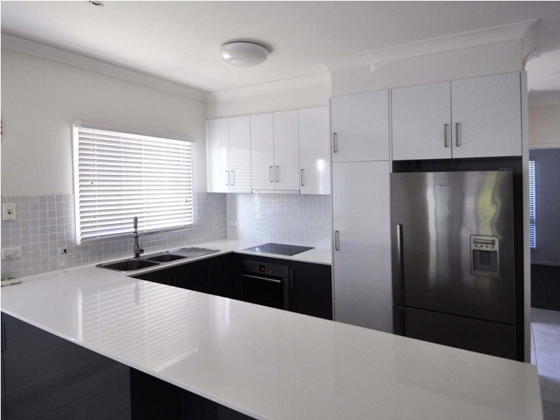 97 Tully Street, South Townsville QLD 4810