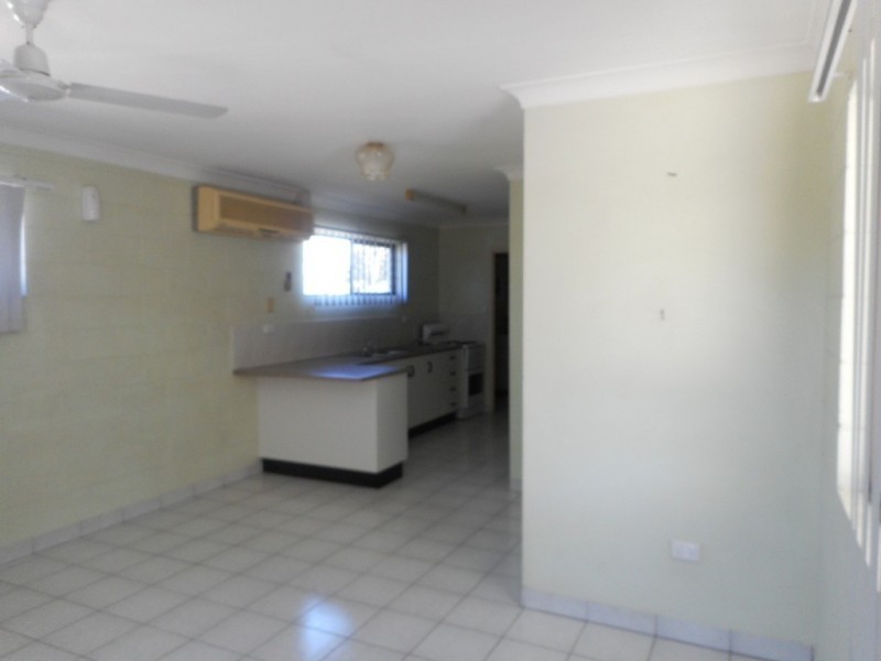 1/26 Meenan Street, Garbutt QLD 4814