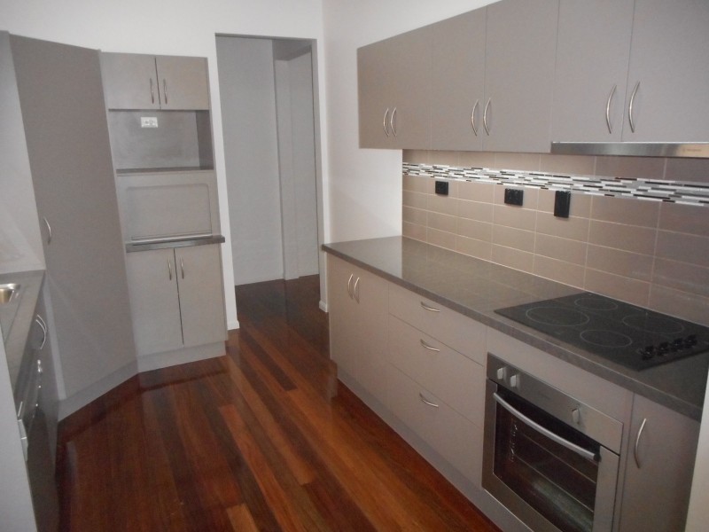 22 Tomkins Street, Cluden QLD 4811