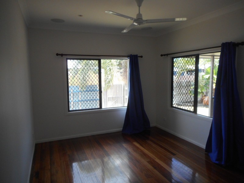 22 Tomkins Street, Cluden QLD 4811