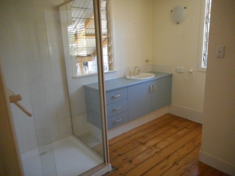 34 Flower Street, Railway Estate QLD 4810