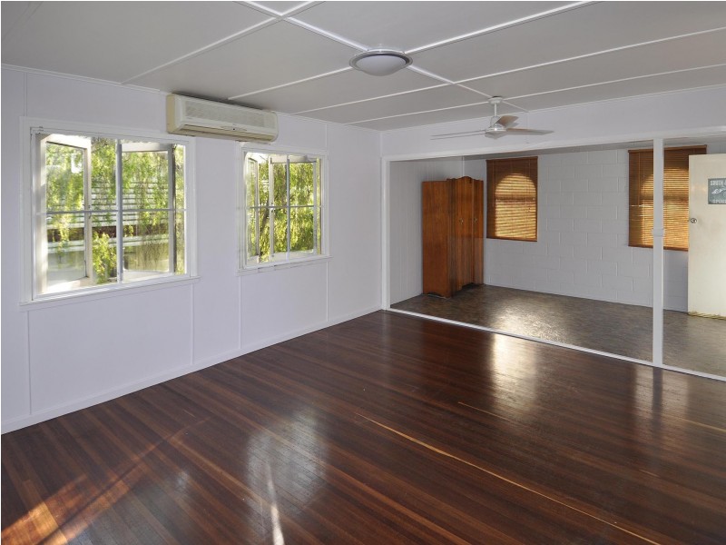 6 Berontha Street, Cranbrook QLD 4814