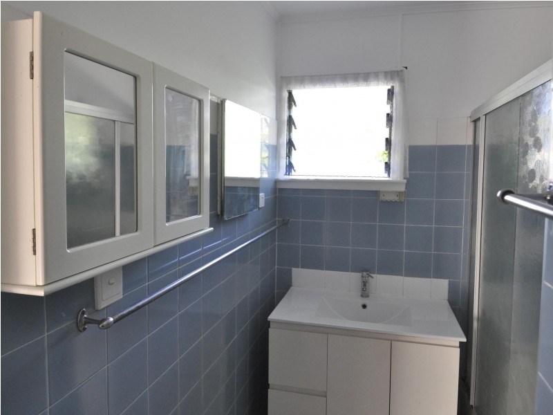 6 Berontha Street, Cranbrook QLD 4814