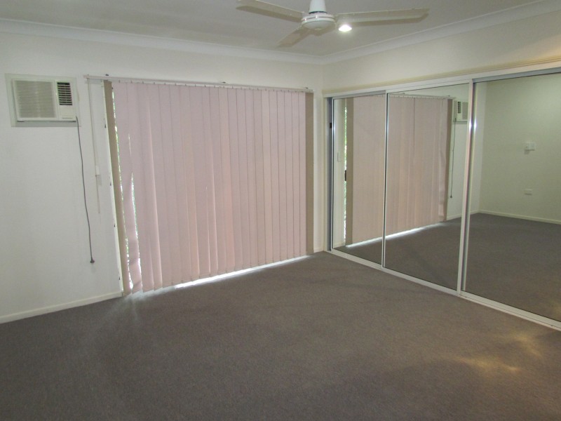 4/19 Second ave, Railway Estate QLD 4810