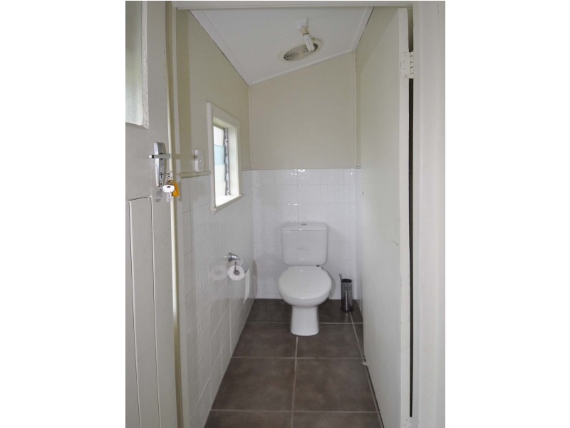 22 Keenan street, Oonoonba QLD 4811