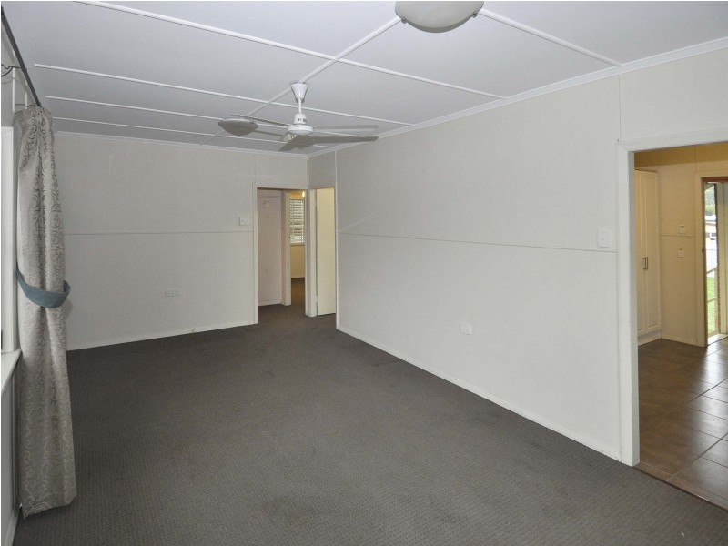 22 Keenan street, Oonoonba QLD 4811