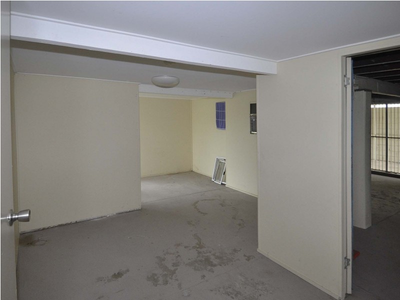 22 Keenan street, Oonoonba QLD 4811