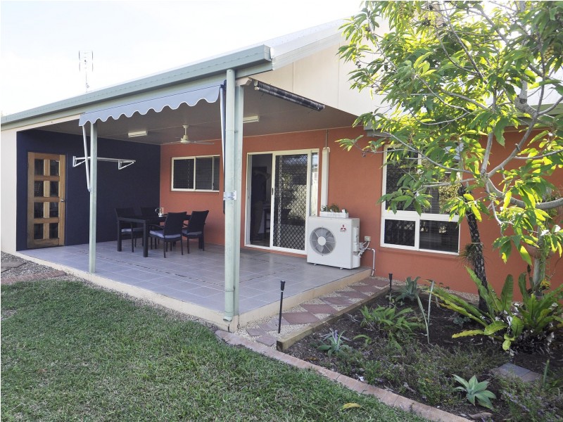 17 Monaro Circuit, Mount Louisa QLD 4814