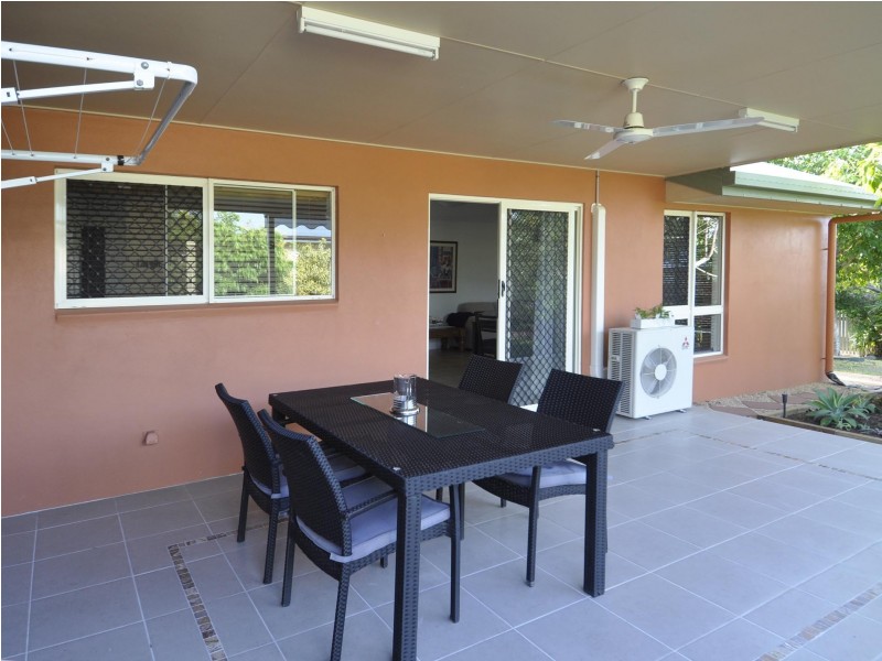 17 Monaro Circuit, Mount Louisa QLD 4814