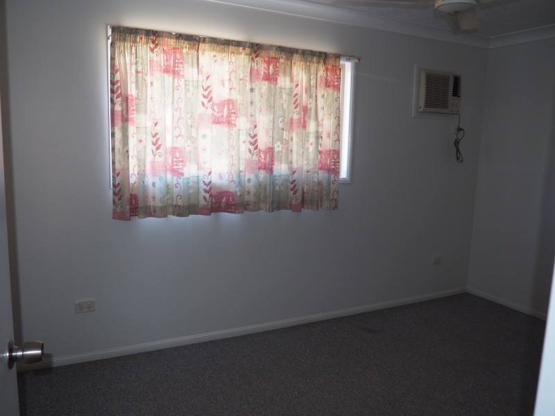 4/13 Primrose Street, North Ward QLD 4810