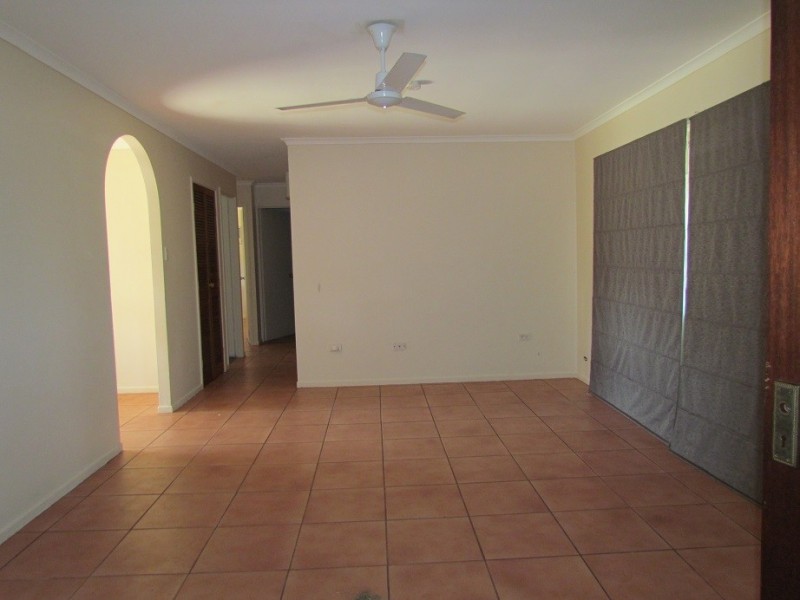 14 Jefferson Crescent, Kirwan QLD 4817