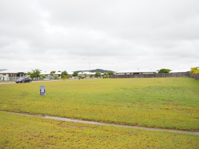 2 Conway Street, Mount Low QLD 4818