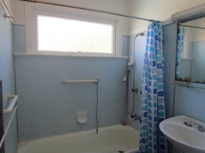 24 Charlotte Street, Aitkenvale QLD 4814