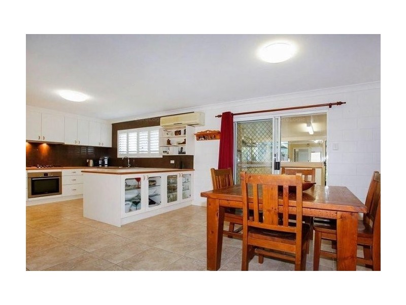 15 Warland Street, Kirwan QLD 4817