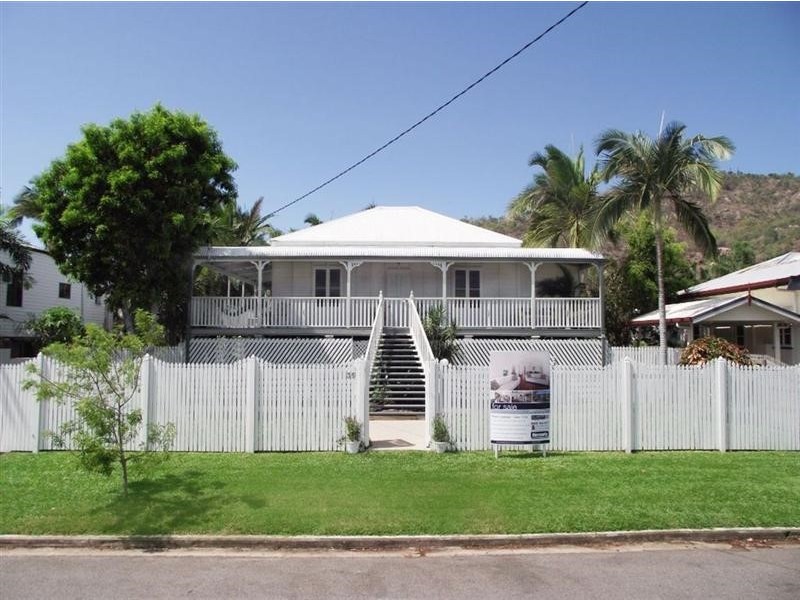 35 Mary Street, West End QLD 4810