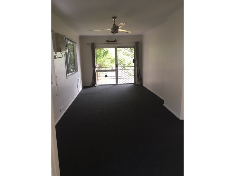 82 Francis Street, West End QLD 4810