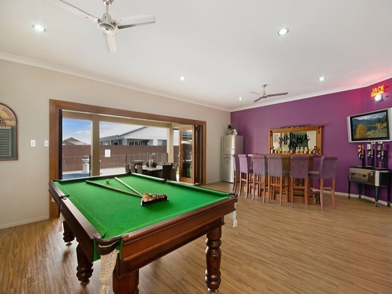 17 Dampier Crescent, Burdell QLD 4818