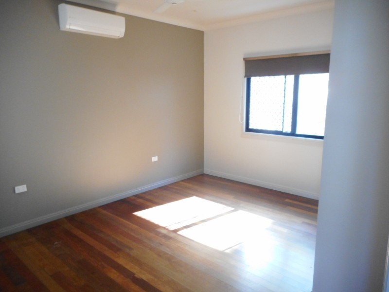 33 Wills Street, Townsville City QLD 4810