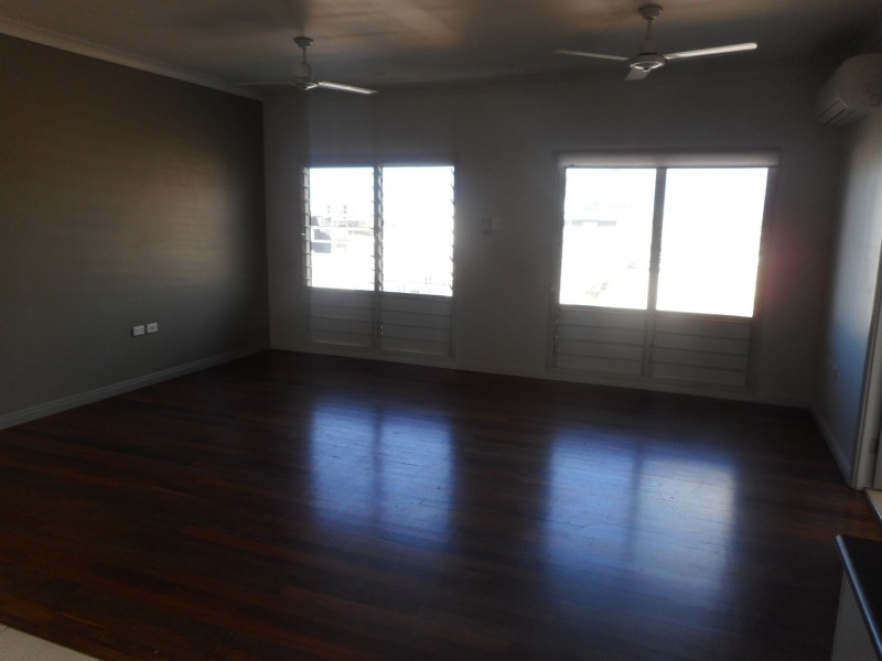 33 Wills Street, Townsville City QLD 4810