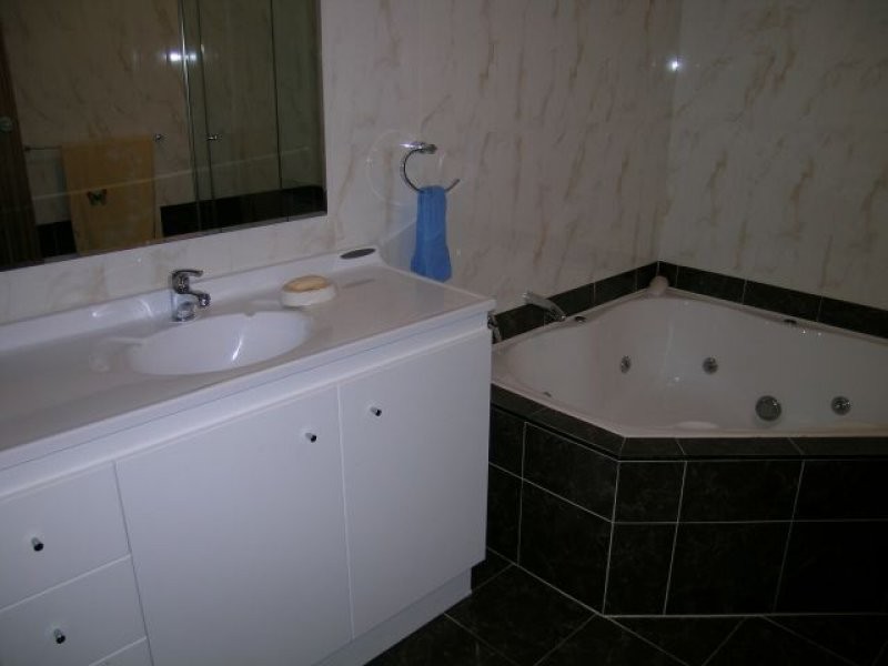 70 Macquarie Road, Greystanes NSW 2145