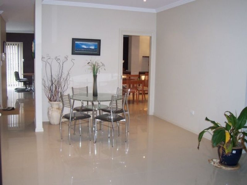 9 Pugh Avenue, Pemulwuy NSW 2145