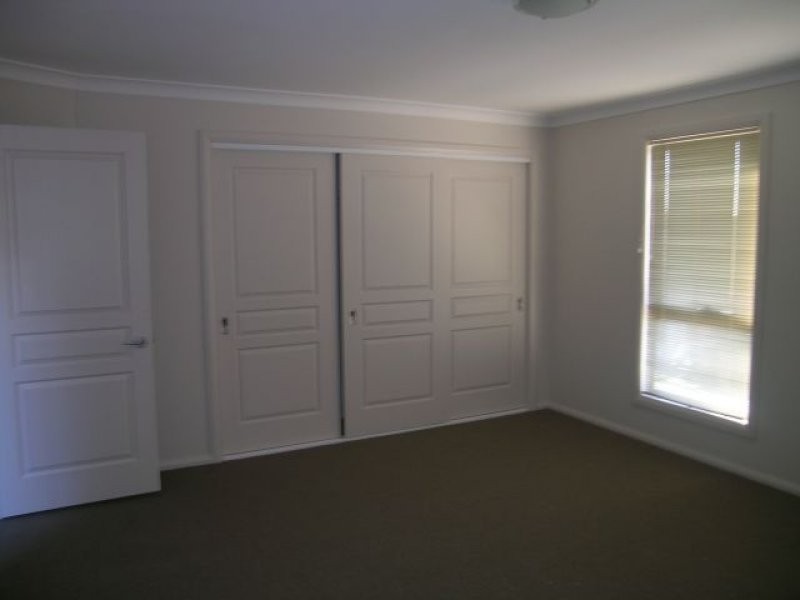 16 Cummings Avenue, Pemulwuy NSW 2145