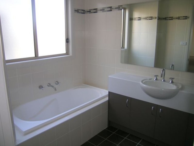 16 Cummings Avenue, Pemulwuy NSW 2145