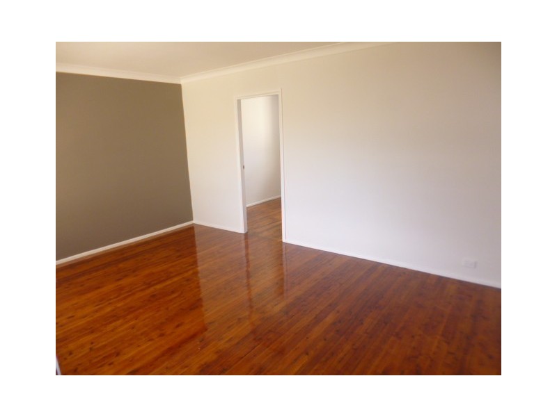 8 Simpson Street, Greystanes NSW 2145