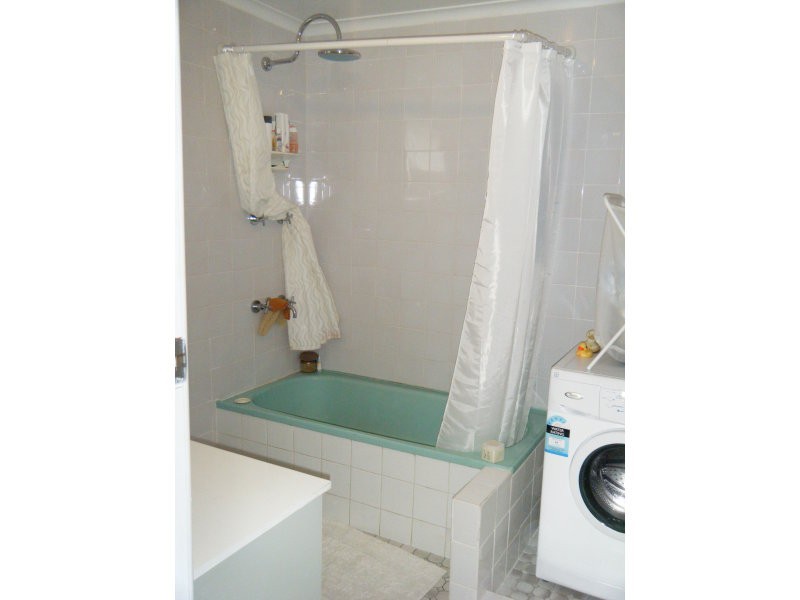 8 Gipps Road, Greystanes NSW 2145