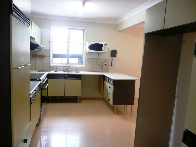 29 Braeside Road, Greystanes NSW 2145