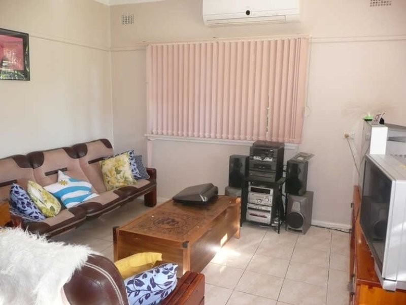 56 Bombala Street, Pendle Hill NSW 2145