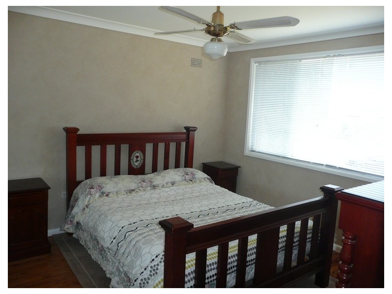 19 Karani Avenue, Guildford West NSW 2161