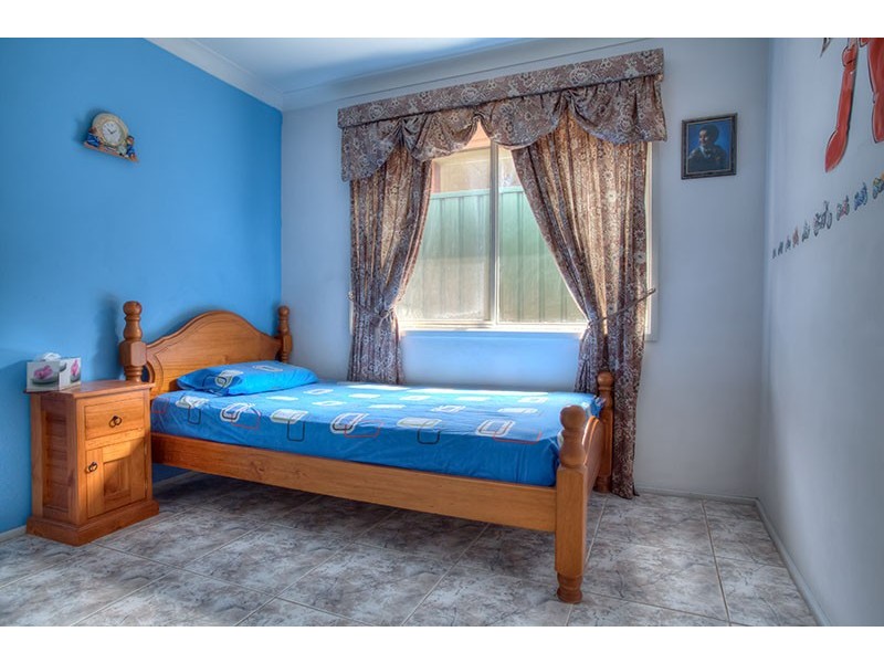 6 Adrian Place, Greystanes NSW 2145