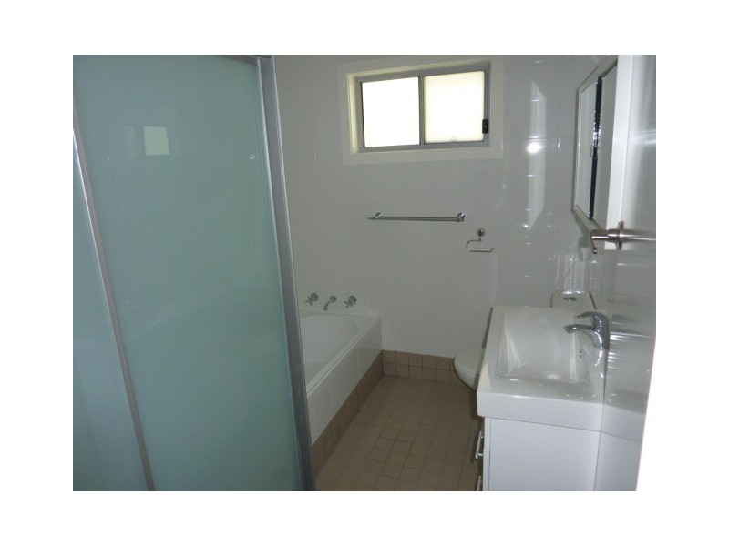 52 Bowden Street, Guildford NSW 2161