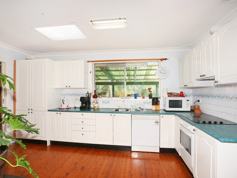 11 Hibiscus Street, Greystanes NSW 2145