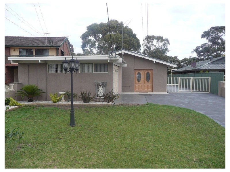 27 Gardenia Parade, Greystanes NSW 2145