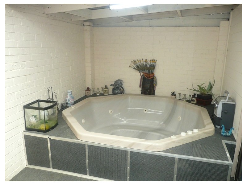 27 Gardenia Parade, Greystanes NSW 2145