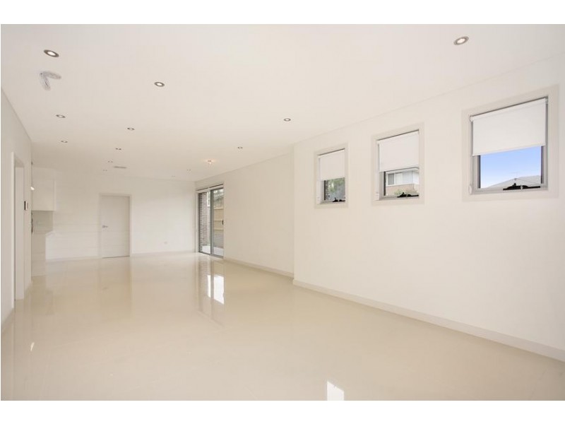 196 Driftway Drive, Pemulwuy NSW 2145