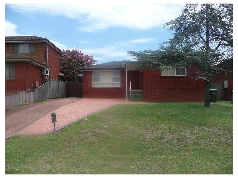 18 Dennis Street, Greystanes NSW 2145